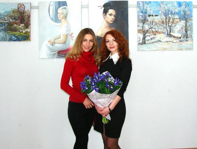 На выставке Артефакт